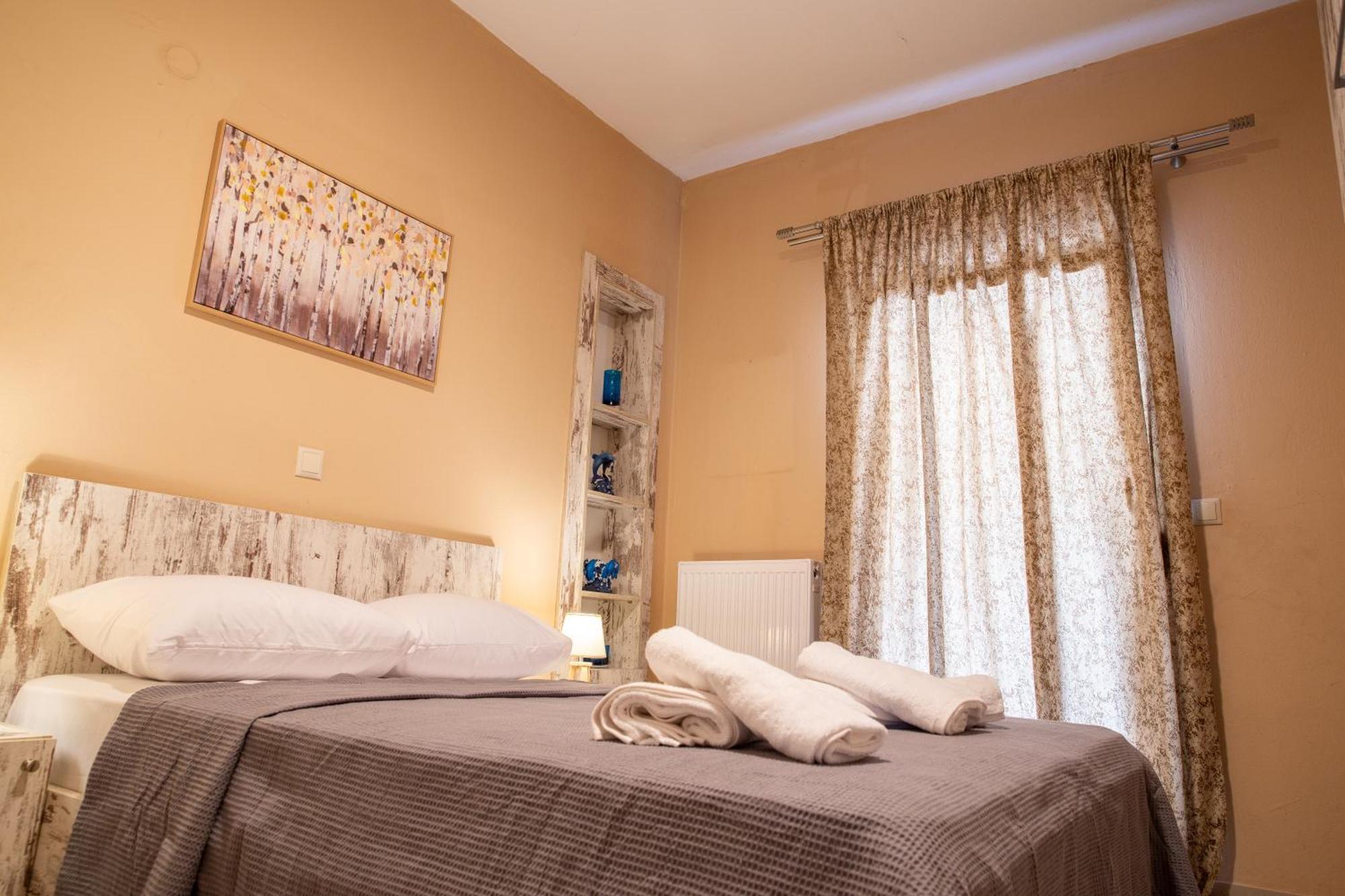 Kaiti'S House Apartment Peraía Екстериор снимка