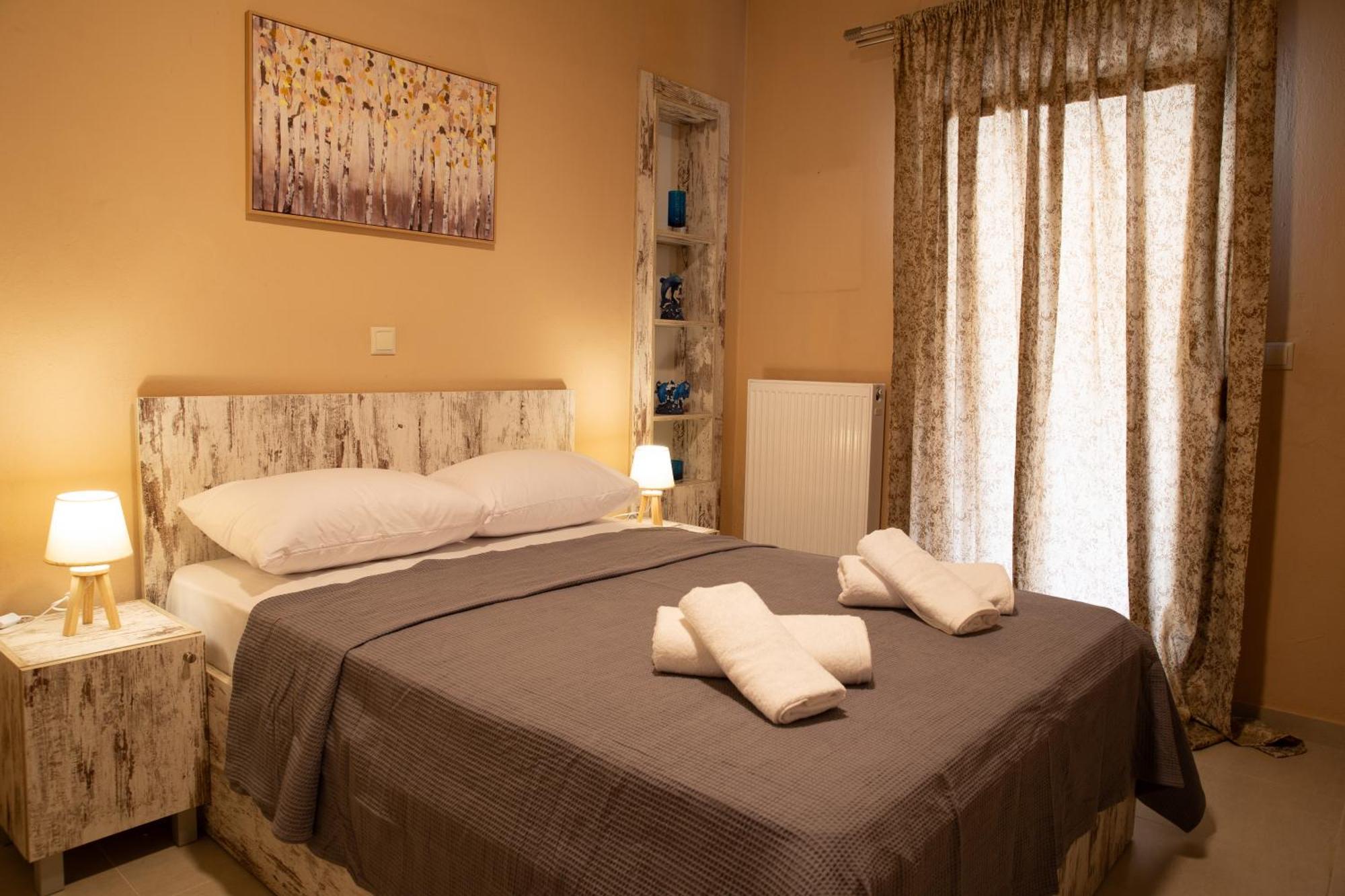 Kaiti'S House Apartment Peraía Екстериор снимка