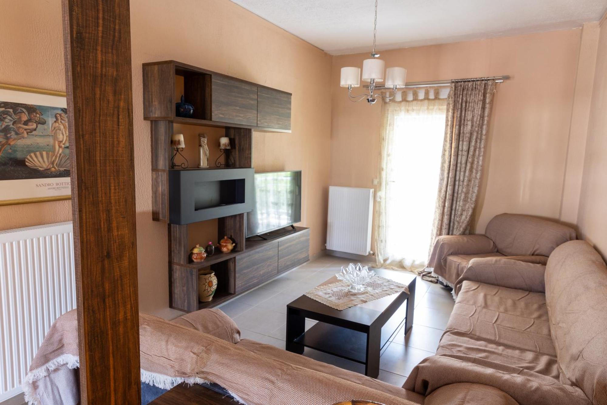Kaiti'S House Apartment Peraía Екстериор снимка